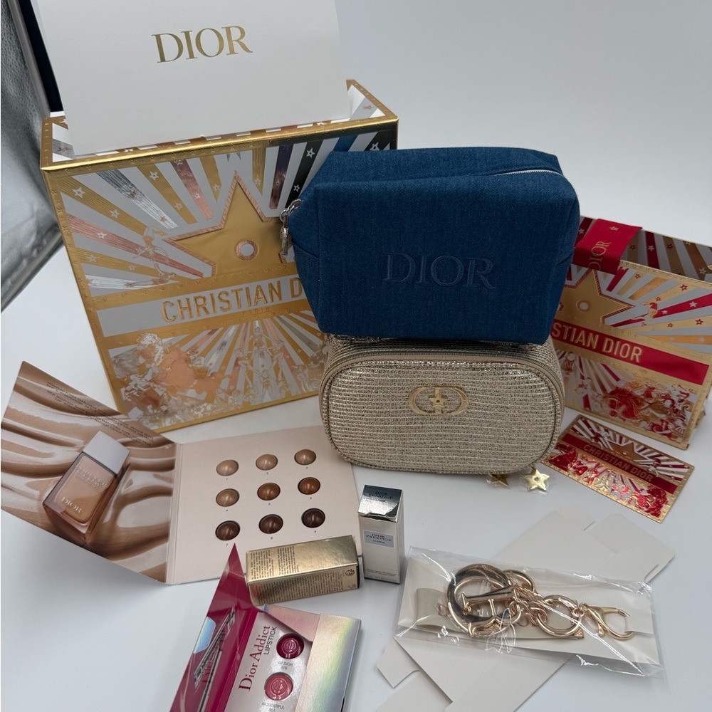 Dior Gold and Navy Holiday Makeup Set - Picture 10 of 10